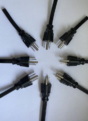Máy đúc phun 120 tấn máy quay quay dọc bàn cho cáp cắm