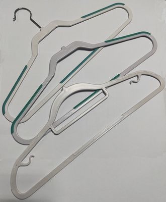 Máy ép phun dọc 200 tấn cho móc áo nhựa