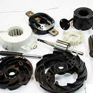 Máy ép phun quay đứng thấp 250 tấn để sản xuất phụ tùng ô tô