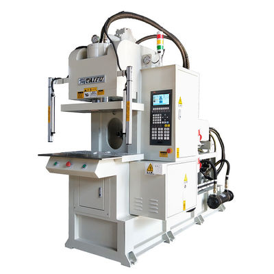 Máy đúc phun thẳng đứng loại C 55 tấn để sản xuất phích