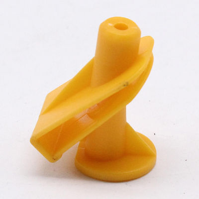 Máy tạo clip gắn bên dưới thân xe nhựa Máy đúc phun thẳng đứng một slide