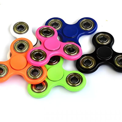 Máy ép phun dọc 120 tấn hai màu để chế tạo con quay hồi chuyển