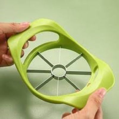 Dễ dàng vận hành Máy đúc phun dọc trượt đơn để làm splitter trái cây