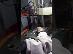 Máy đúc phun quay dọc cáp ly hợp tốc độ 35 tấn