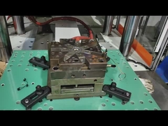 Máy ép phun trượt đơn dọc 160Ton được sử dụng cho bộ lọc không khí trong cabin