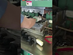 Máy ép phun kết nối điện áp cao 55 tấn với loại C màu trắng